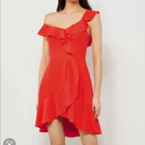 【BCBG MAXAZRIA】Ruffled Mini Dress 海外限定 BCBGMaxAzria | Dresses | Nwot Bcbg Maxazria Mini Ruffle